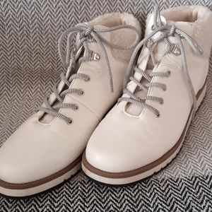 Cliffs White Mountain Cozy Ankle Boots